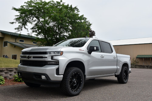 chevy-1500-level-small-feat4