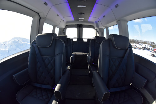 ford_transit_landmark_small_feat1