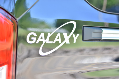 galaxy_ford_transit_small_feat1