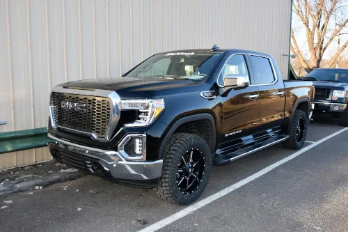 gmc_1500_level_small_feat5