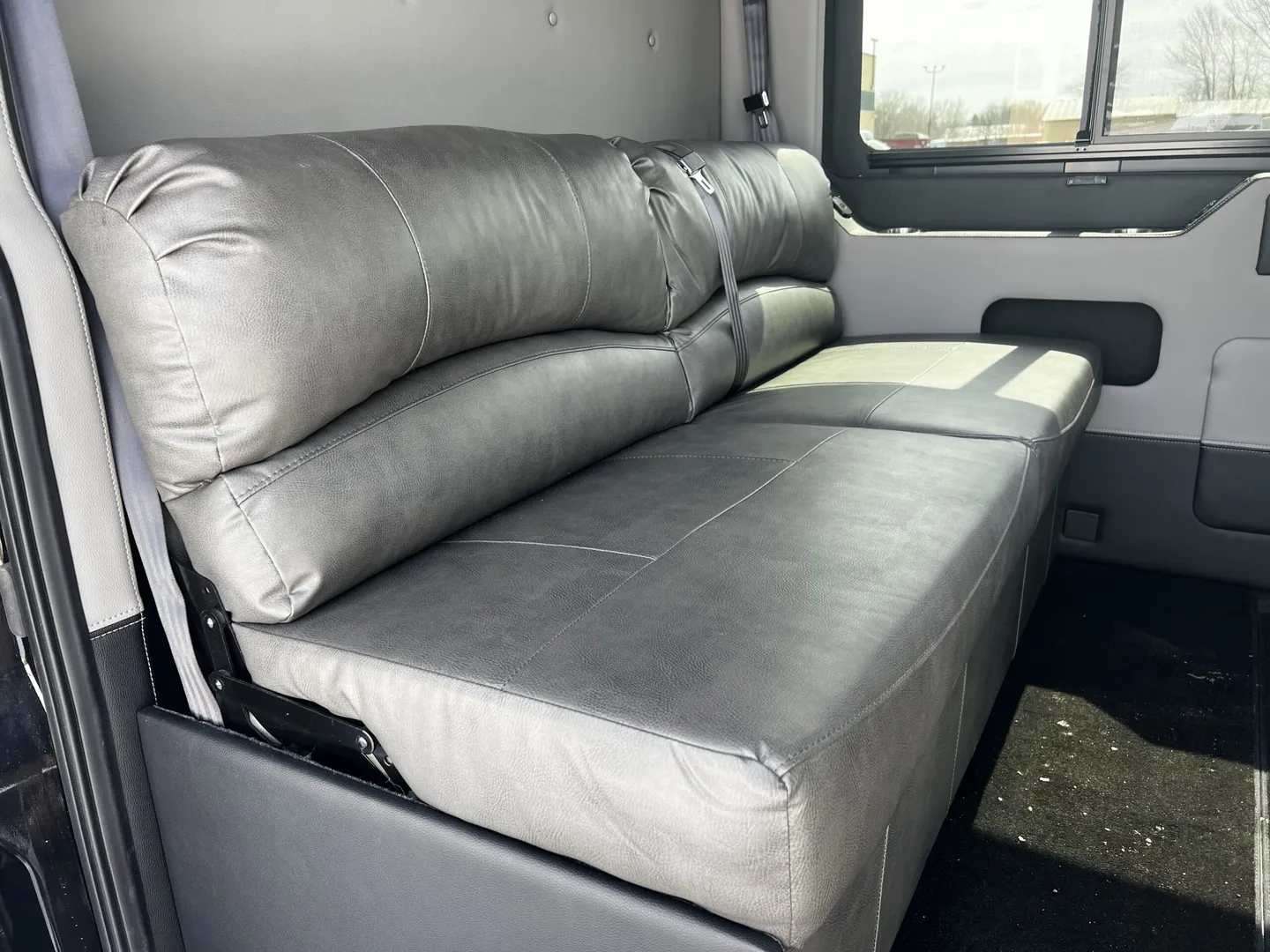 moto-transit-waldoch-van2