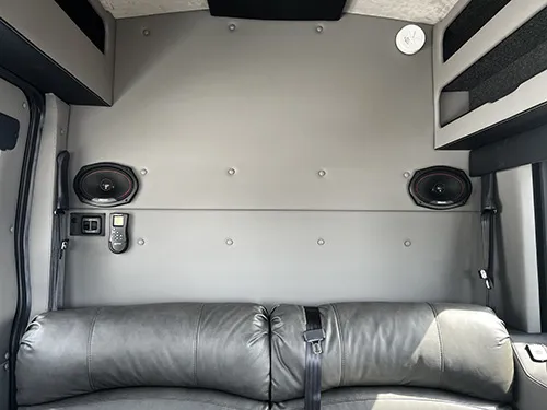 moto-transit-waldoch-van7