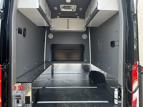 moto-transit-waldoch-van9