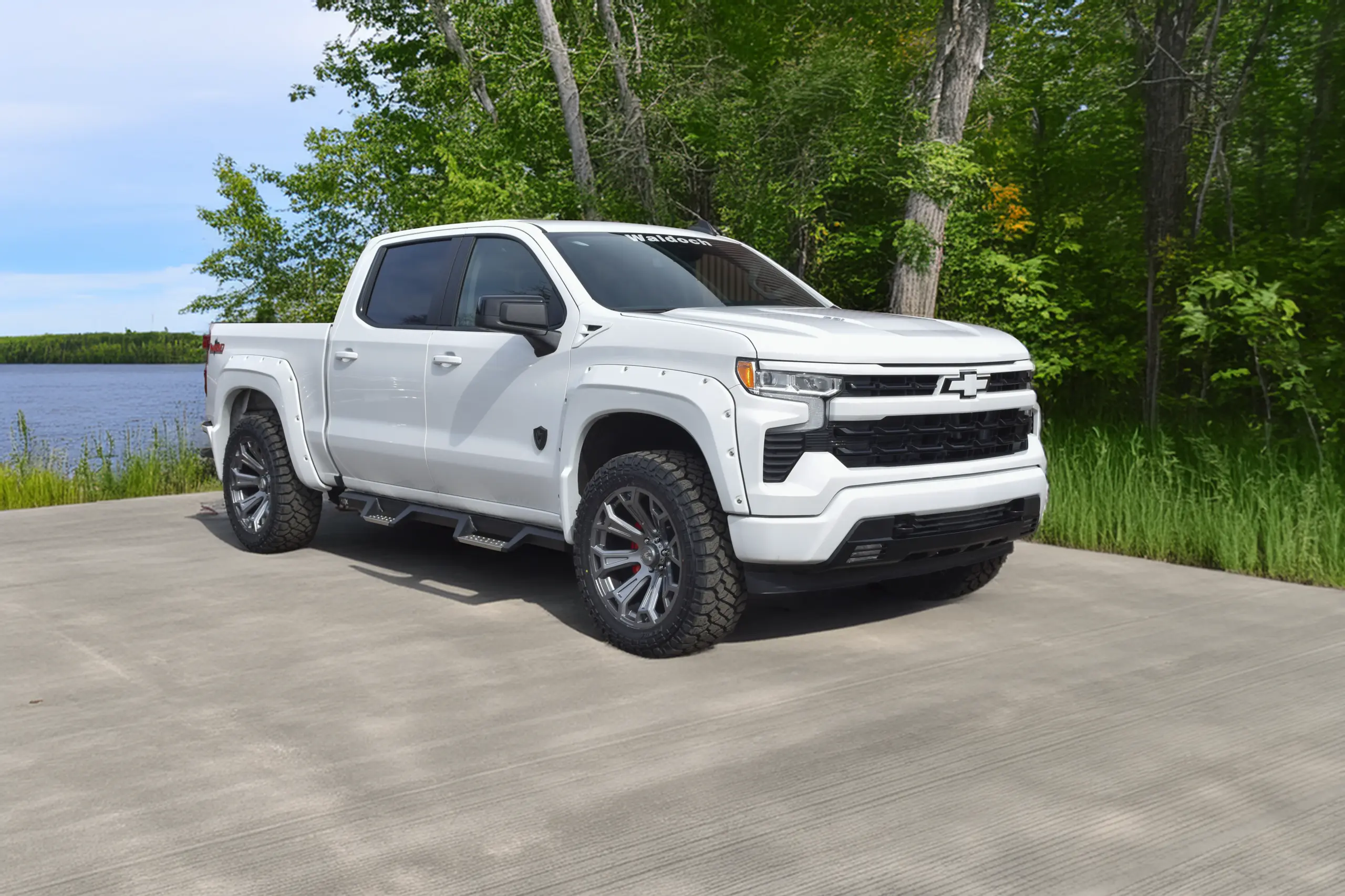 2023-chevy-1500-crewcab-m80x-waldoch-white-front