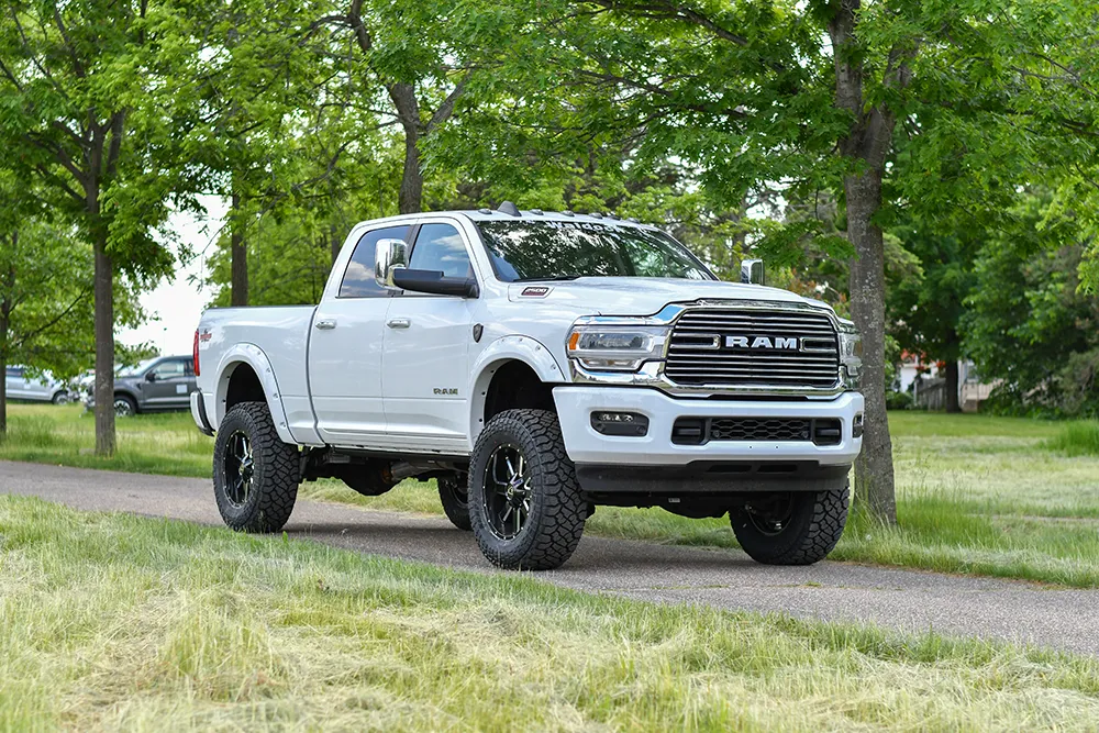 2023-ram-2500hd-white-rampage-waldoch-front-view